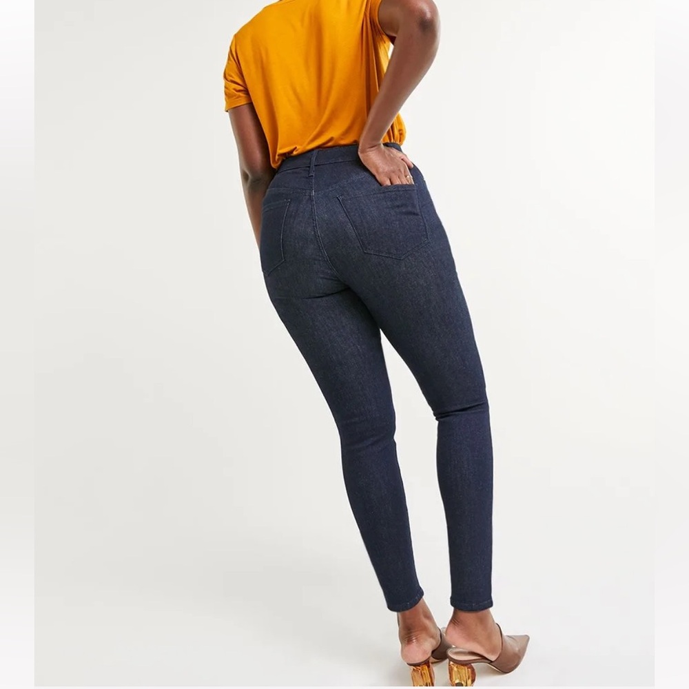 Reitman’s 2X petite Blue Skinny Jeans with Sleek Fit